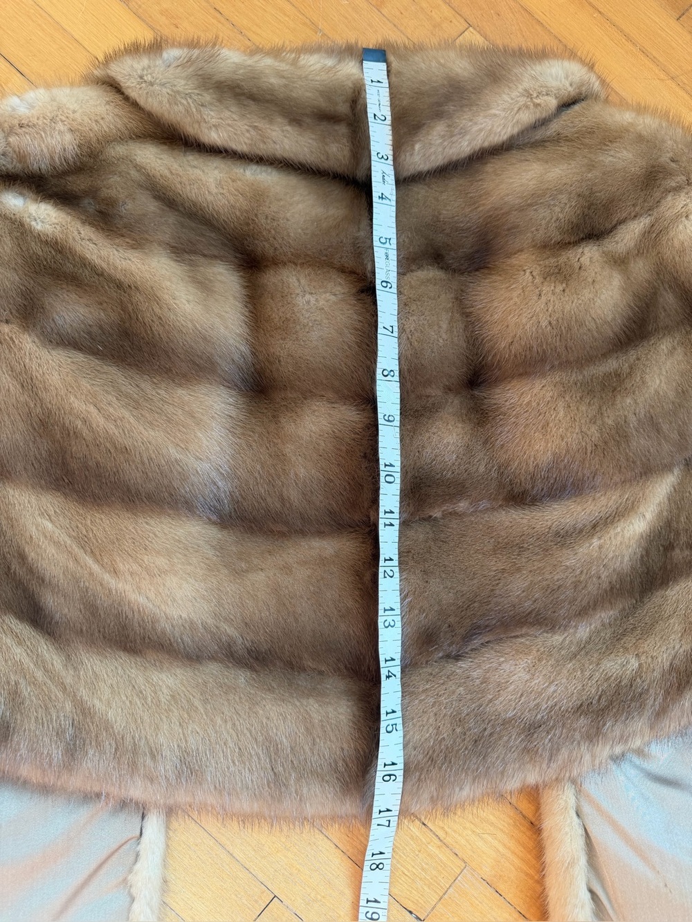 Vintage GENUINE MINK FUR Natural Brown Shrug Shawl Stole Wrap Bridal Wedding S/M - Picture 16 of 16